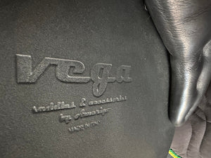 Amerigo Vega Jump Saddle 18"  +1.5width (MW) Black Pinerolo BARGAIN EX DEMO
