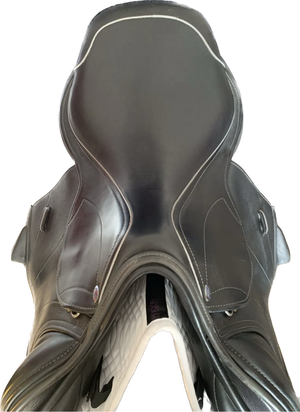 Ryder Trophee Monoflap Jumping Saddle  17.5” Wide fit  USED