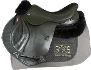 Fairfax Classic Jump Saddle 17 "  Black - In excellent condition USED