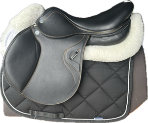 Prestige Instinct CPS 1834 Jumping Saddle with Shoulder Free Panels