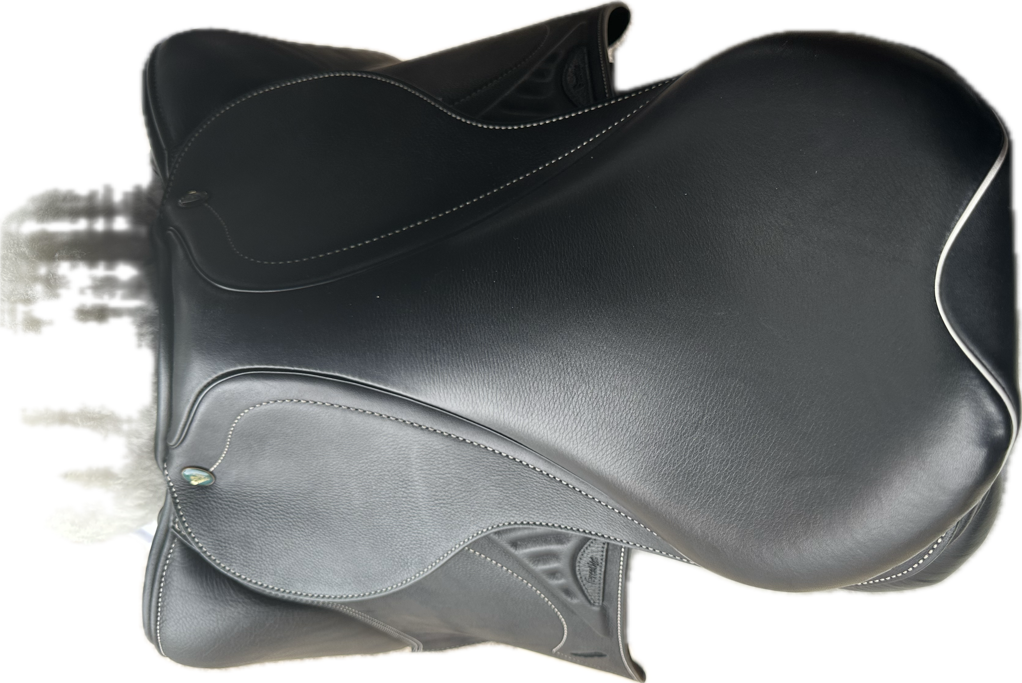 Prestige Versailles Jumping Saddle Ex demo with full warranty 1735