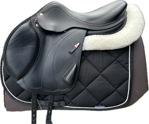 Equipe Expression Monoflap Jump Saddle 17"  +1 width (MW) Black Calfskin Used