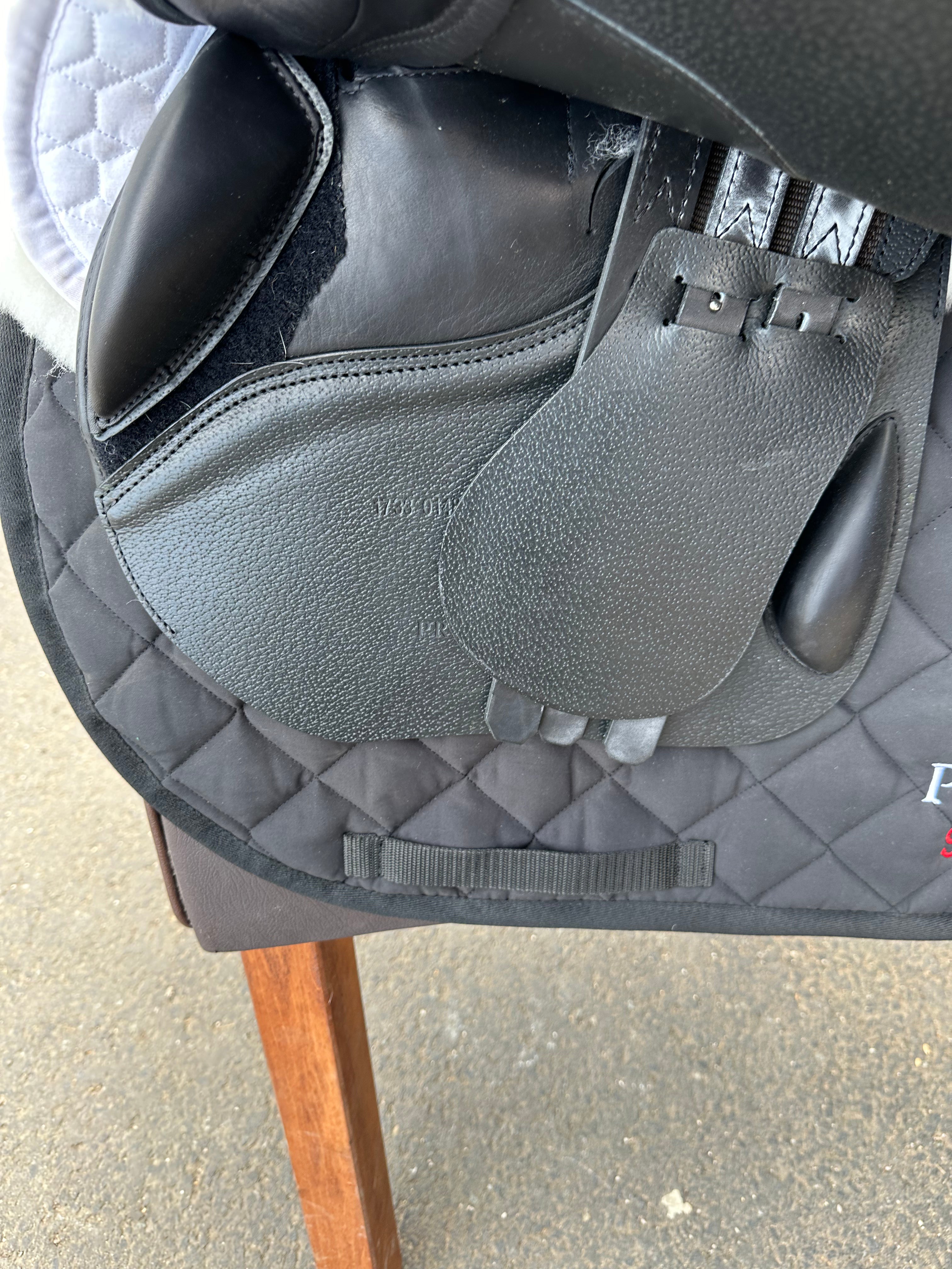 Prestige AS-X Rubino MF Jumping Saddle 1733 Black NEW TO THE MARKET