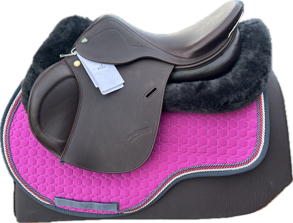 Prestige Joy Jumper Double Flap Jumping Saddle 1634 Tobacco Calfskin Ex demo with full warranty.