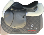 Prestige Passion Jumping Saddle 1733 Black calfskin. Used