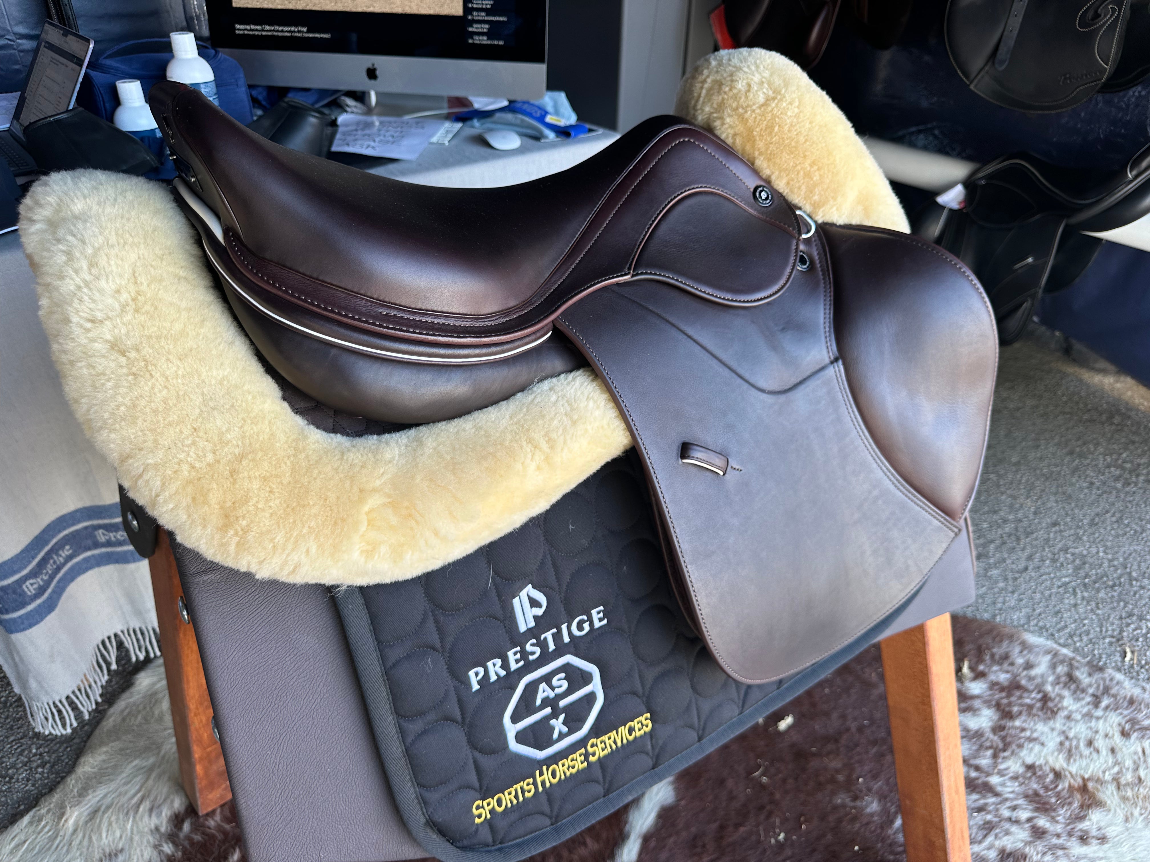 Prestige AS-X Rubino MD Jumping Saddle 1833 Tobacco Calfskin Used