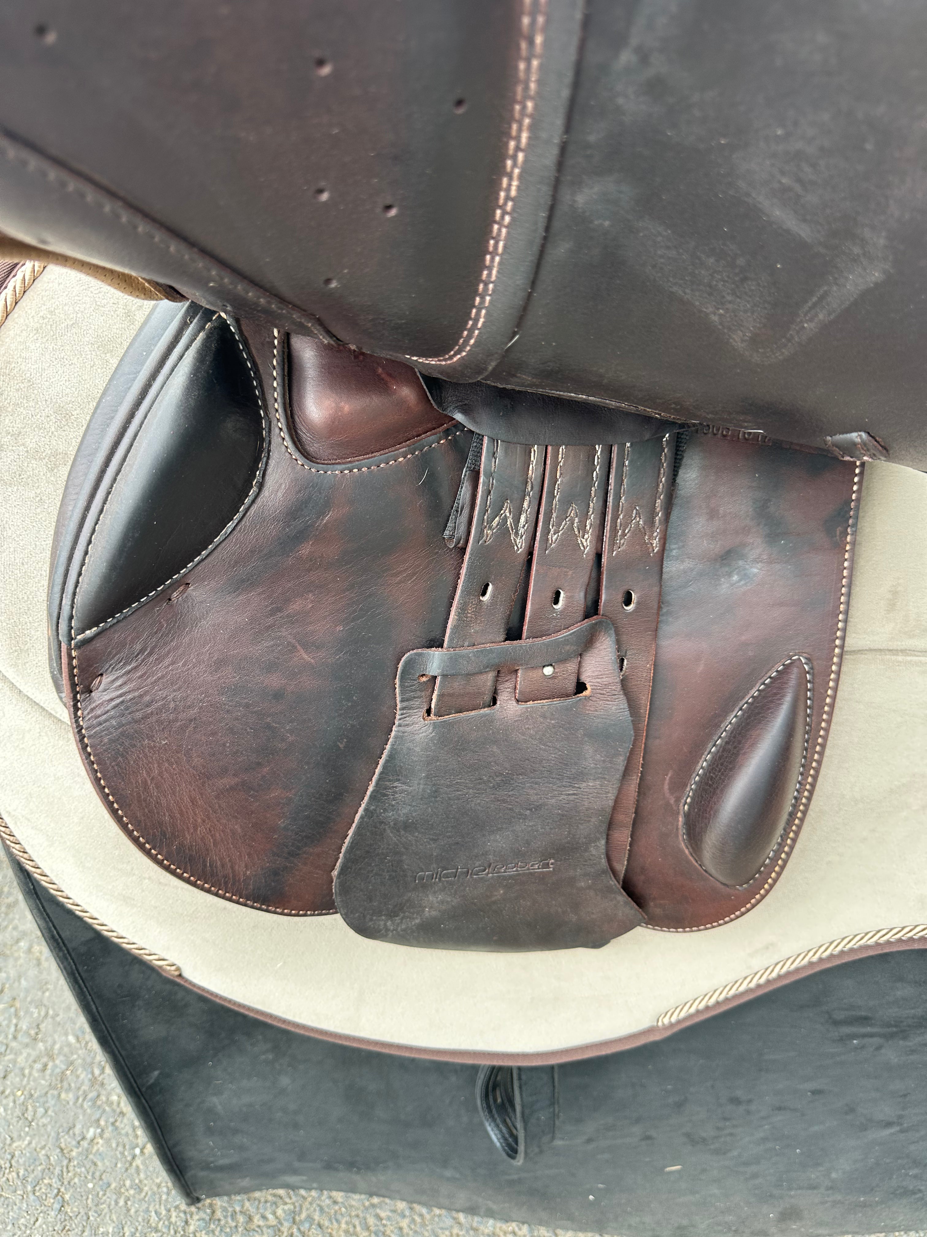 Prestige Michel Robert Jumping Saddle 1735 Used