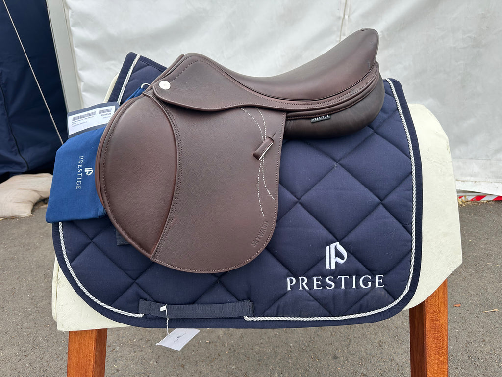 Prestige Skyward Double Flap Jumping Saddle 1634 Tobacco Calfskin. New with warranty.