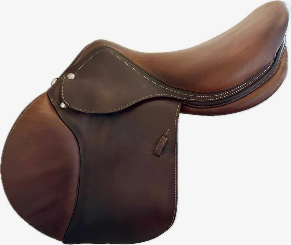 Renaissance F2 by Prestige Double Flap Jumping Saddle 18" London Elite Used